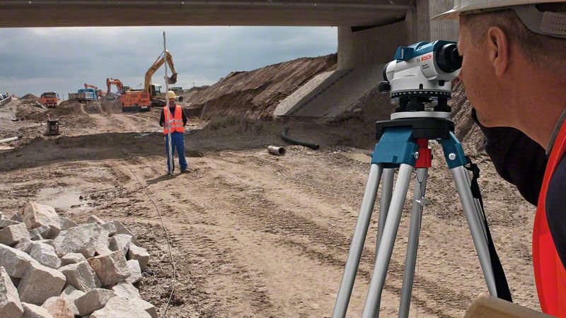 EAN 3165140711388 - Bosch GOL 32 D Professional imagen 3