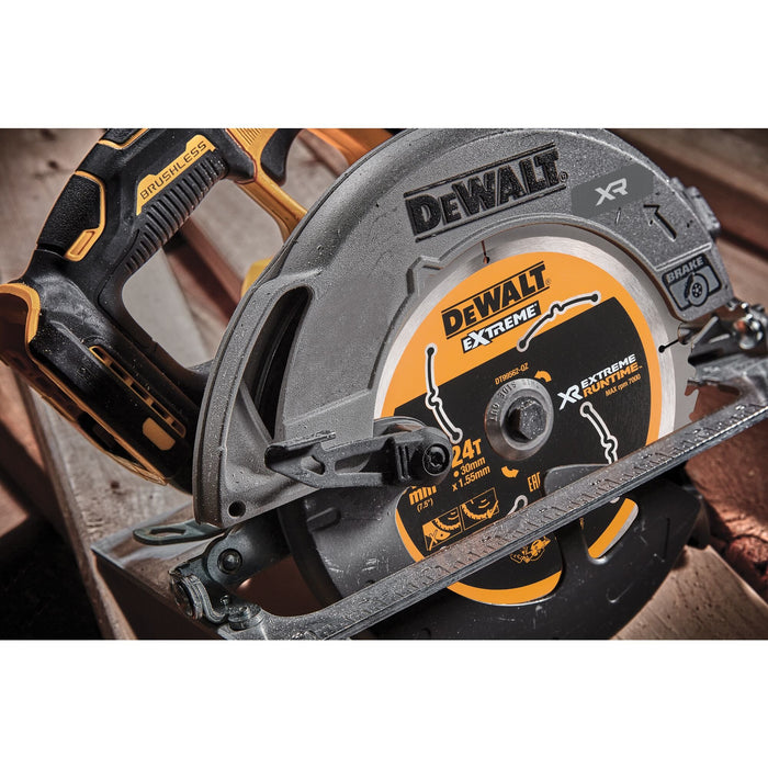 EAN 5035048739532 - DeWALT DCS573NT-XJ sierra circular portátil imagen 12