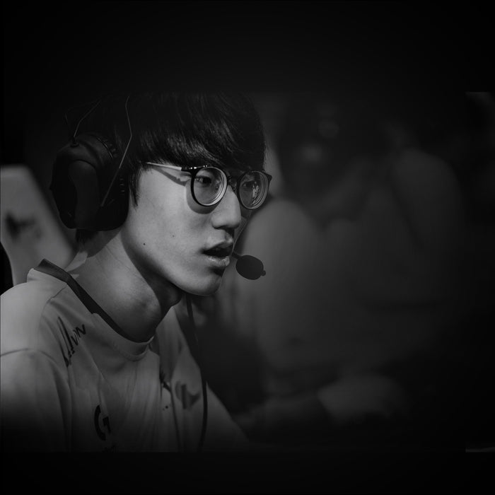 EAN 5099206091733 - Logitech G 910-005943 ratón Juego mano derecha RF inalámbrico 25600 DPI imagen 3