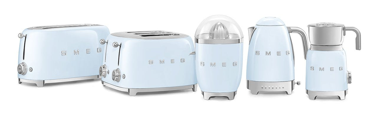 EAN 8017709318895 - Smeg CJF11PBEU prensa de cítricos eléctricos 70 W Azul imagen 6