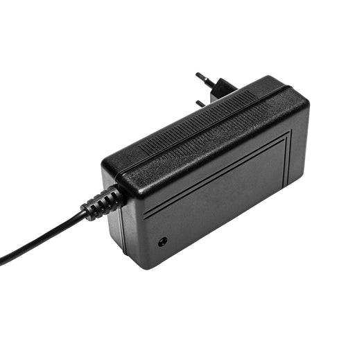 EAN 5901720138354 - Akyga AK-PD-09 adaptador e inversor de corriente Interior / exterior 10,4 W Negro imagen 3