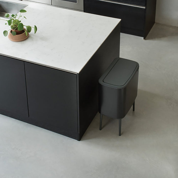 EAN 8710755316203 - Brabantia 316203 papelera 34 L Rectangular Acero Negro imagen 8