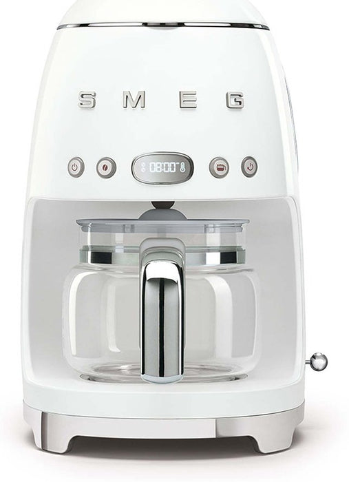 EAN 8017709280550 - Smeg DCF02WHEU cafetera eléctrica Totalmente automática Cafetera de filtro 1,4 L imagen 1
