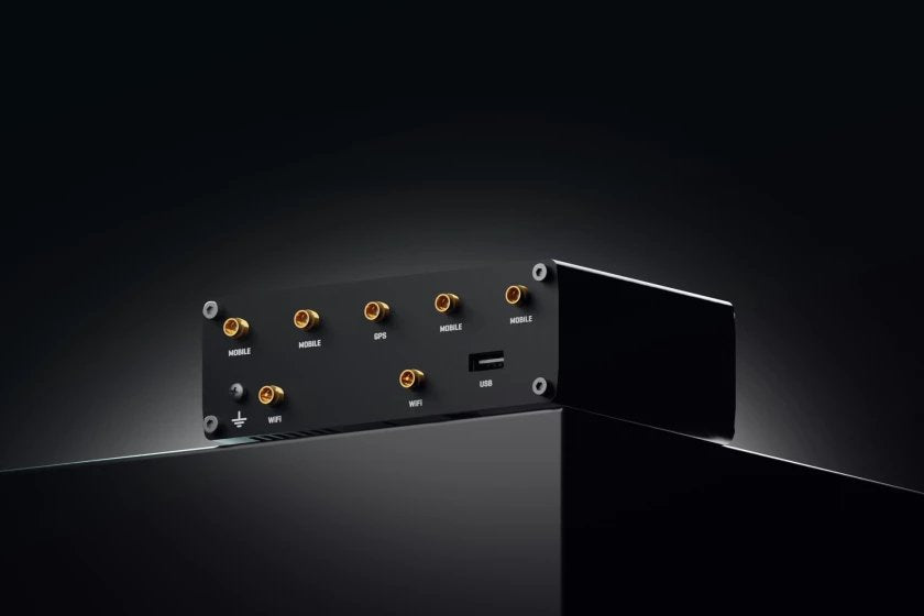 EAN 4779051840540 - Teltonika RUTM50 router inalámbrico Gigabit Ethernet Doble banda (2,4 GHz / 5 GHz) 5G Negro imagen 8