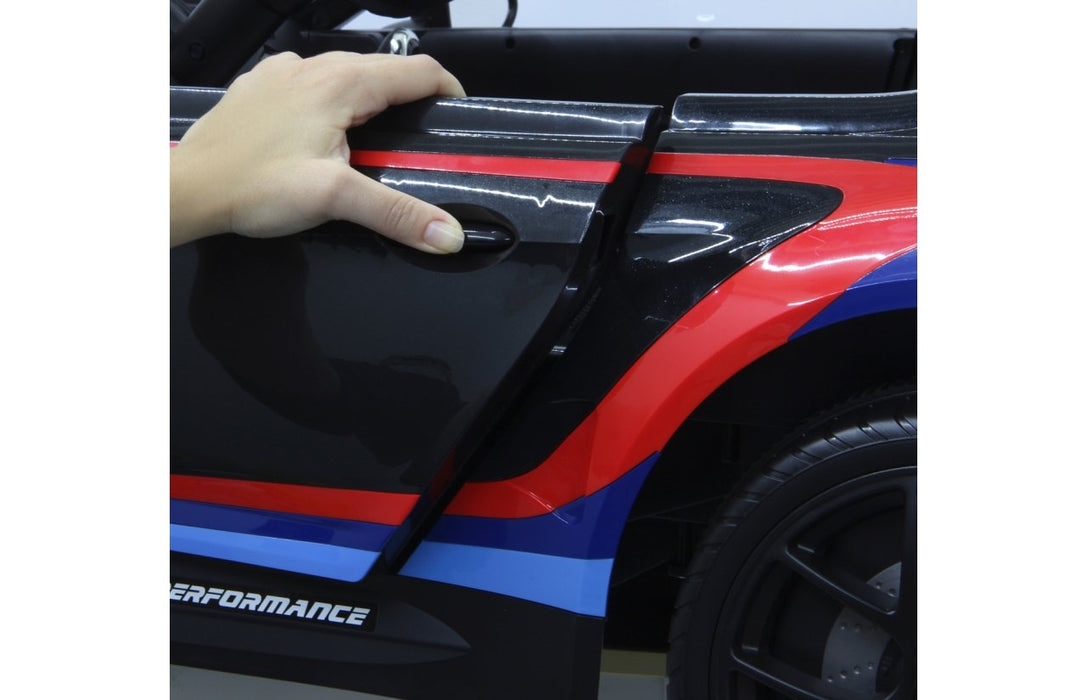 EAN 4042774452452 - Jamara BMW M6 GT3 Correpasillos con forma de coche imagen 14