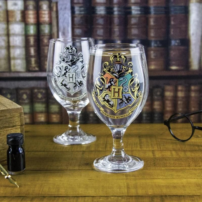 EAN 5055964716677 - Paladone Hogwarts Colour Change Water Glass V2 Transparente 1 pieza(s) 400 ml imagen 2