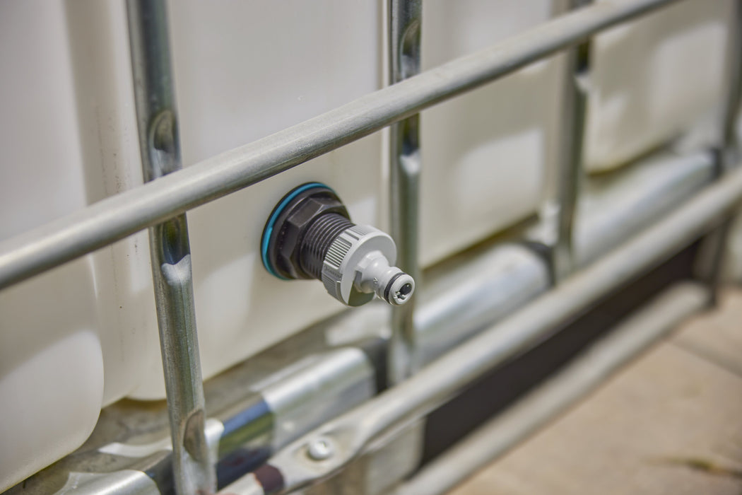 EAN 4066407021716 - Gardena 9095-20 accesorio para manguera Conector para grifo Negro, Azul 1 pieza(s) imagen 3