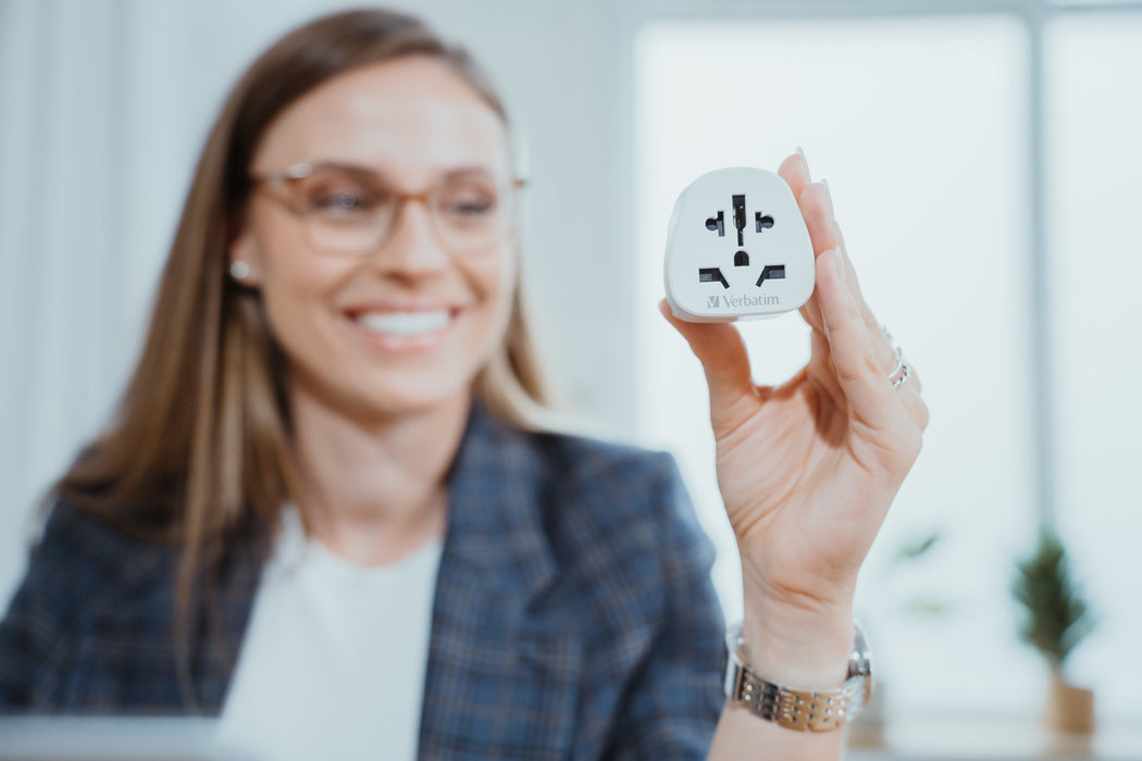 EAN 0023942495499 - Verbatim WTEU-02 adaptador de enchufe eléctrico Tipo F Universal Blanco imagen 3