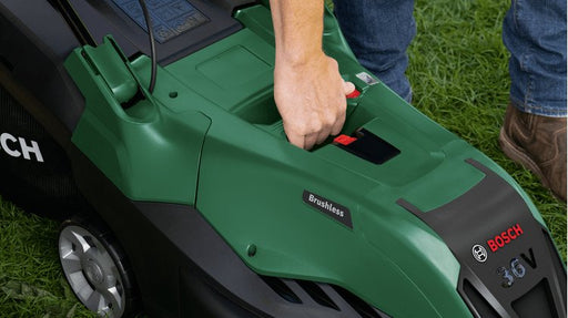 EAN 4059952658018 - Bosch AdvancedRotak Cortacésped de empuje a gasolina Batería Verde imagen 2