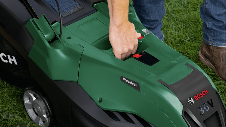 EAN 4059952658063 - Bosch AdvancedRotak Cortacésped de empuje a gasolina Batería Verde imagen 3