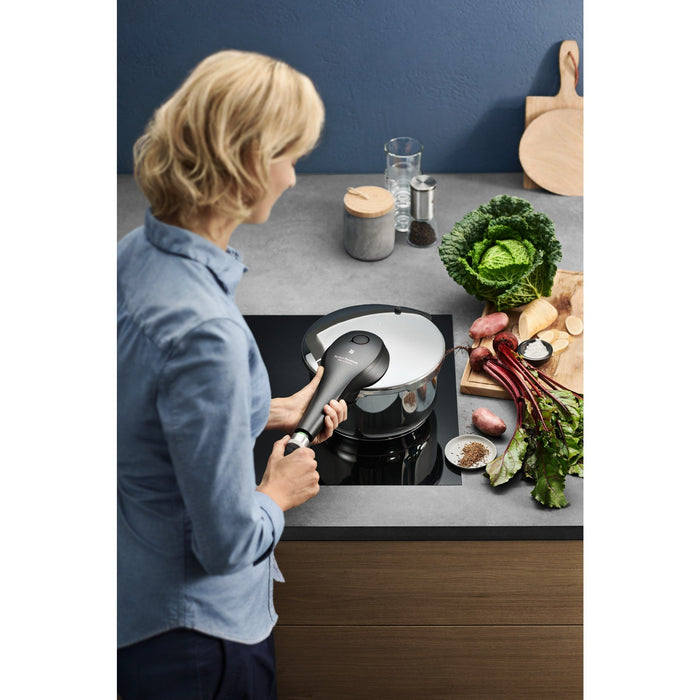 EAN 4000530698018 - WMF Perfect Premium 0795829990 4,5 L Acero inoxidable imagen 8