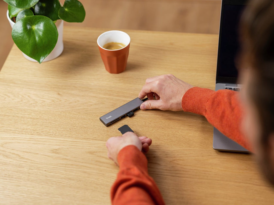 EAN 8713439241914 - Trust Halyx USB 3.2 Gen 1 (3.1 Gen 1) Type-C 104 Mbit/s Aluminio imagen 7