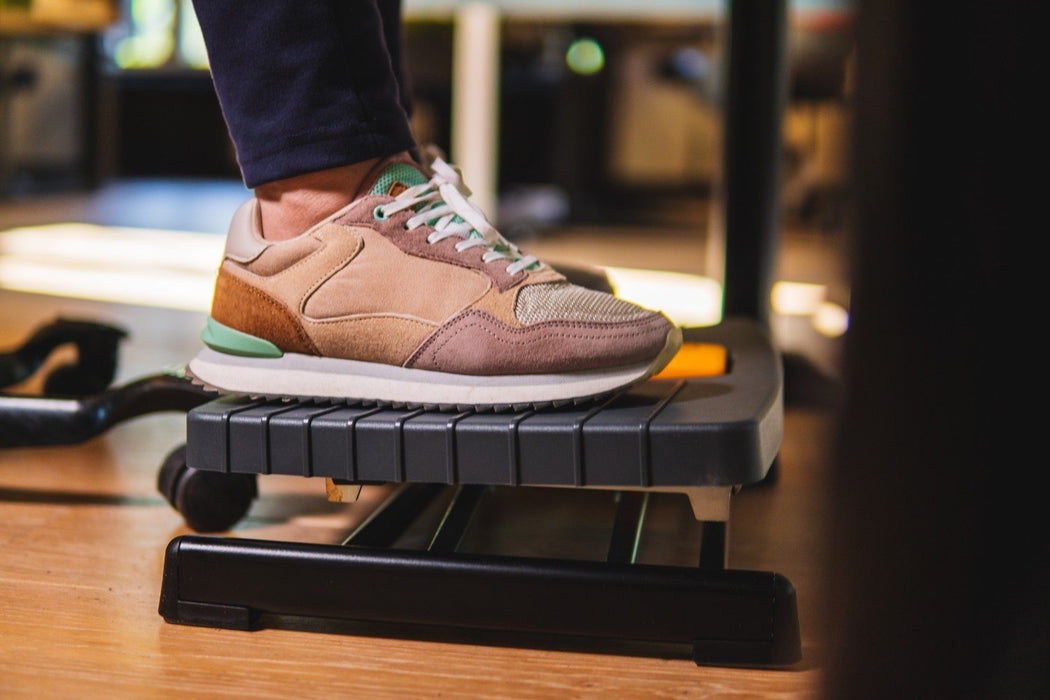 EAN 8717228182235 - BakkerElkhuizen Pro 952 Footrest Negro, Gris, Naranja imagen 2