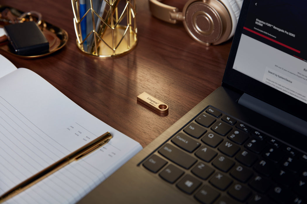 EAN 0740617341324 - Kingston Technology DataTraveler SE9 G3 unidad flash USB USB tipo A 3.2 Gen 1 (3.1 Gen 1) Oro imagen 10