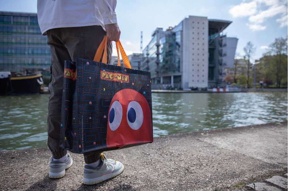 EAN 3328170293679 - Konix KX PACMAN SHOPPING BAG MAZE Negro Bolso grande imagen 4