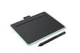 EAN 4949268621472 - Wacom Intuos M Bluetooth tableta digitalizadora Negro, Verde 2540 líneas por pulgada 216 x 135 mm USB/Bluimagen 3)