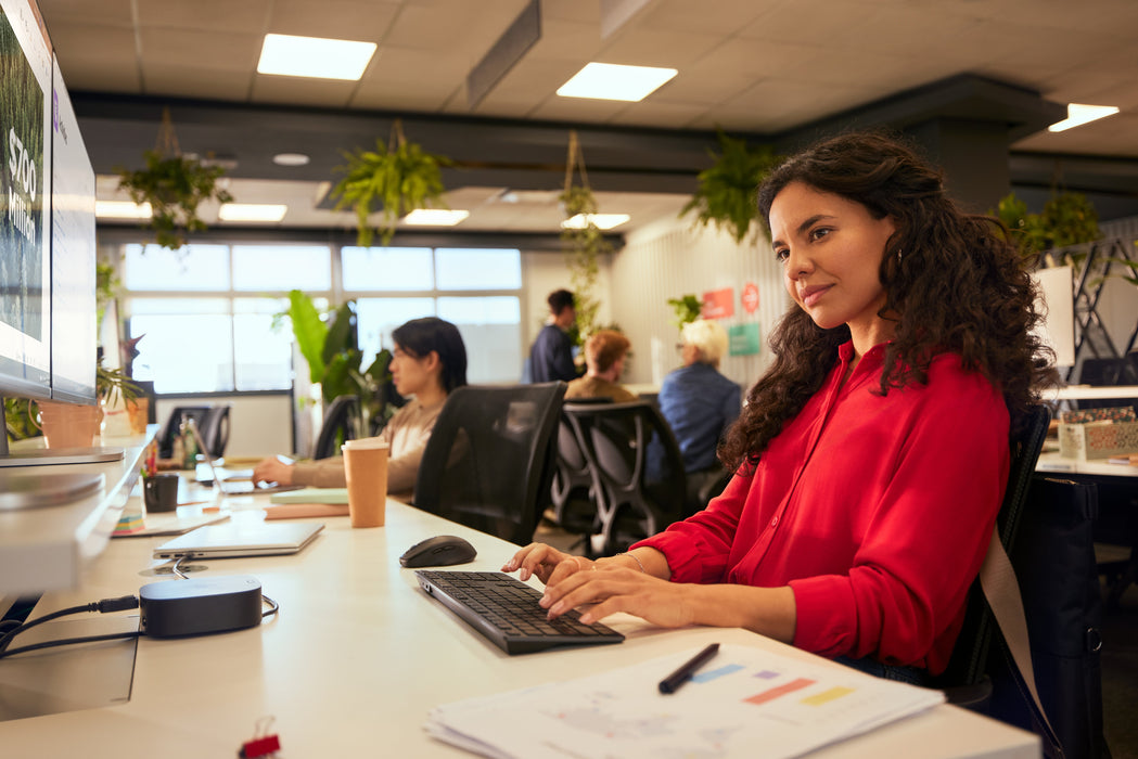 EAN 198122955282 - HP 725 Multi-Device Rechargeable Wireless Keyboard and Mouse Combo teclado Ratón incluido Oficina RF Wirel imagen 5