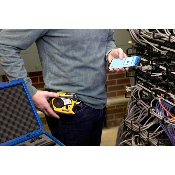 EAN 5704174945949 - Brady M211 Kit impresora de etiquetas Transferencia térmica 203 x 203 DPI 15,24 mm/s Inalámbrico Bluetoot imagen 3