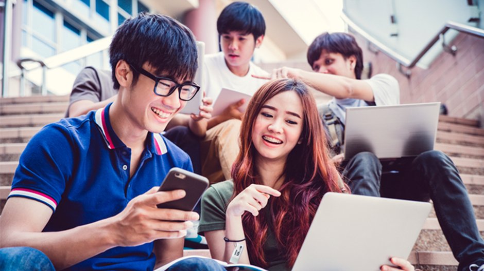 EAN 4582563855342 - Kioxia LU301L128GG4 unidad flash USB 128 GB USB tipo A 3.2 Gen 1 (3.1 Gen 1) Azul imagen 3