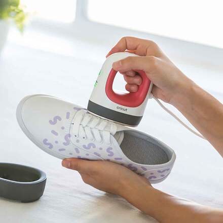 EAN 0093573767142 - Cricut EasyPress Mini 120 V Negro, Rojo, Blanco imagen 7
