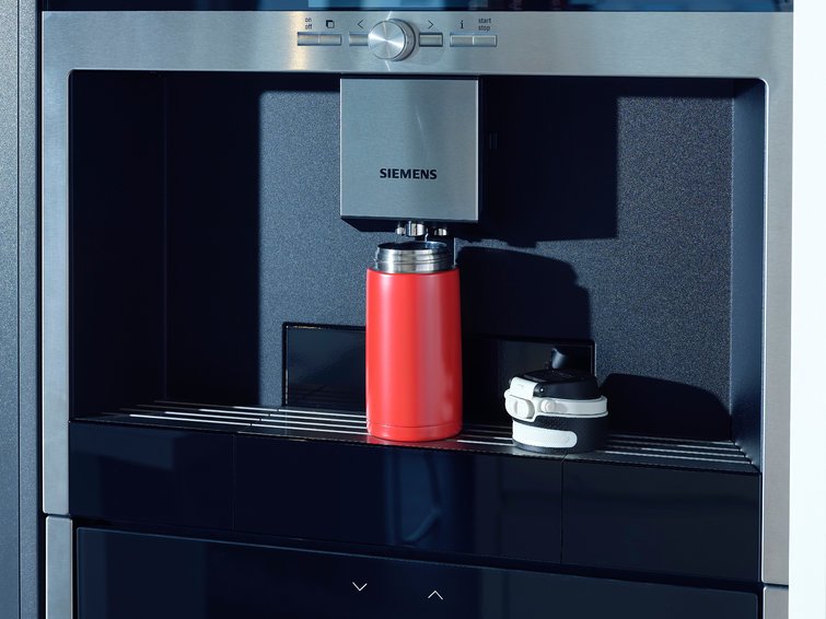 EAN 4006501032454 - Leifheit 03245 taza de viaje 350 ml Negro, Rojo Acero inoxidable imagen 8