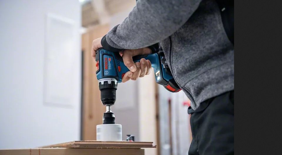 EAN 4059952617213 - Bosch GSR 18V-90 C 2100 RPM Sin llave 1,1 kg Negro, Azul, Rojo imagen 5