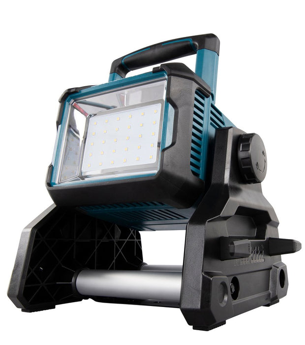 EAN 0088381888288 - Makita DML811 luz de trabajo Negro, Azul LED 31,5 W imagen 10