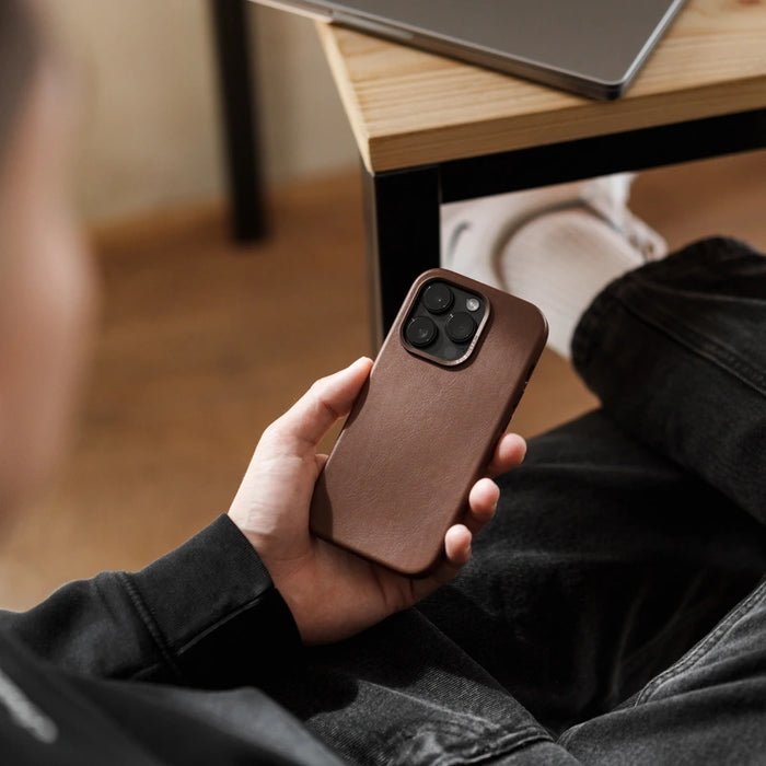 EAN 4260750596376 - Woodcessories ECO730 funda para teléfono móvil 17 cm (6.7") Marrón imagen 2