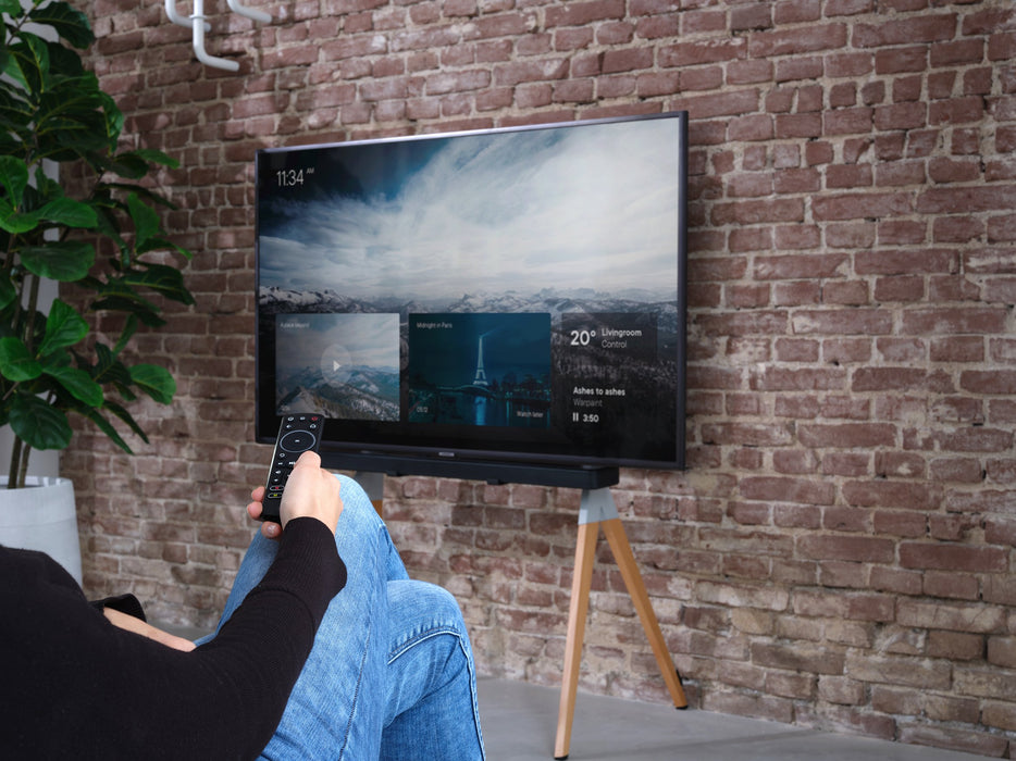 EAN 8716184072284 - One For All Falcon WM 7482 soporte para TV 177,8 cm (70") Roble, Plata, Gris imagen 3