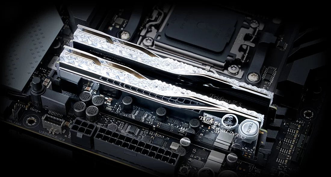 EAN 4713294239273 - G.Skill Trident Z5 Royal Neo F5-6000J2636H32GX2-TR5NS módulo de memoria 64 GB 2 x 32 GB DDR5 6000 MT/s imagen 4