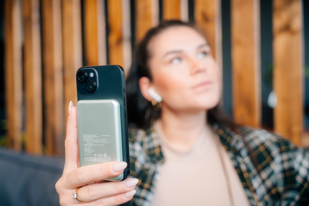 EAN 0023942322412 - Verbatim Charge 'n' Go Polímero de litio 5000 mAh Cargador inalámbrico Verde imagen 7