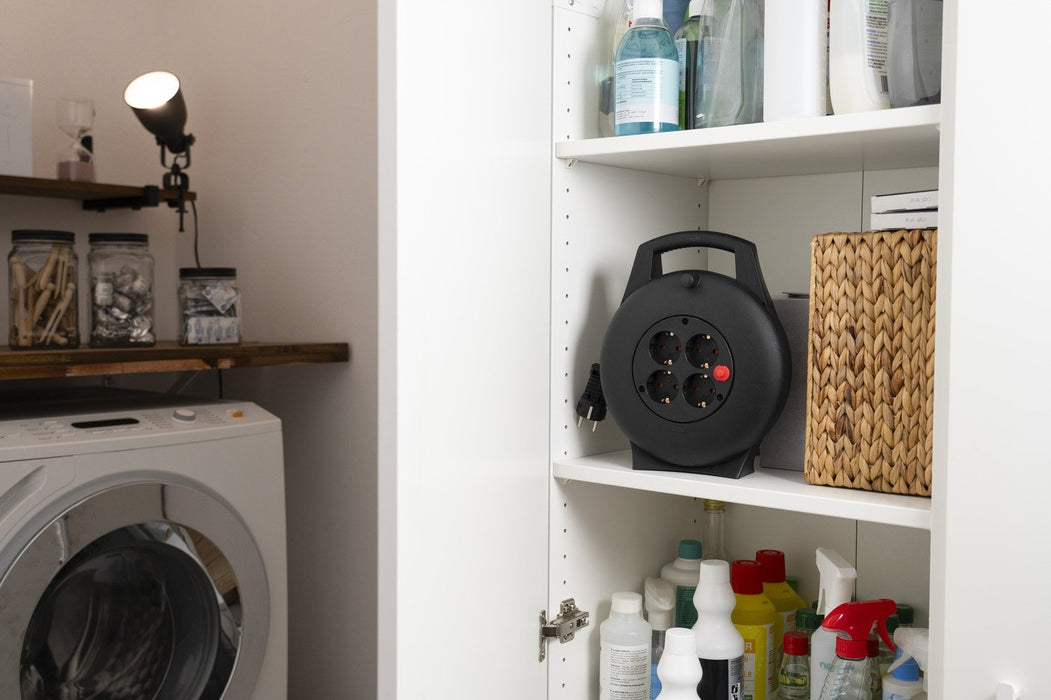 EAN 4007123687121 - Brennenstuhl 1093900 base múltiple 10 m 4 salidas AC Interior Negro imagen 8