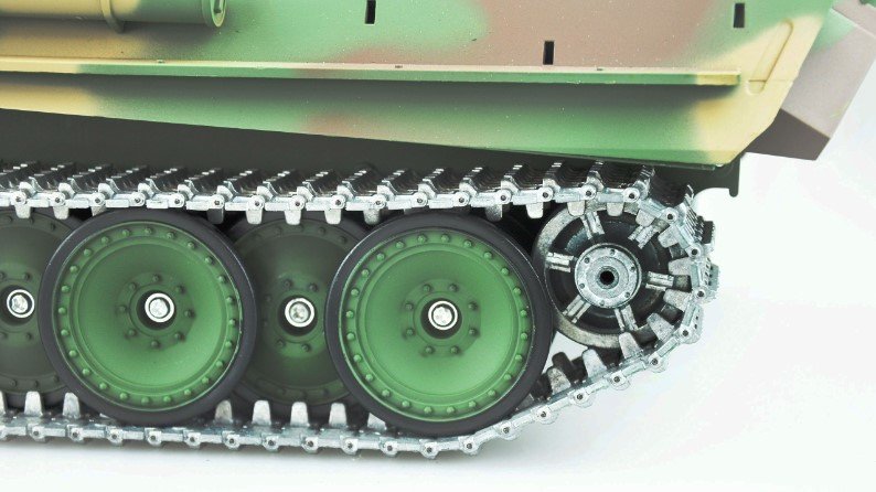 EAN 4260631429014 - Amewi 23105 modelo controlado por radio Tanque Motor eléctrico 1:16 imagen 4