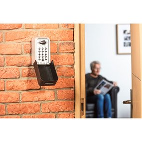 EAN 3520190943521 - MASTER LOCK 5426EURD caja fuerte Caja fuerte de pared Gris imagen 5