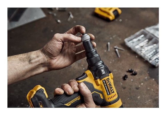 EAN 5035048797679 - DeWALT DCF403NT-XJ remachadora eléctrica Negro, Amarillo 2.4,3.2,4,4.8 mm 10000 kN imagen 10
