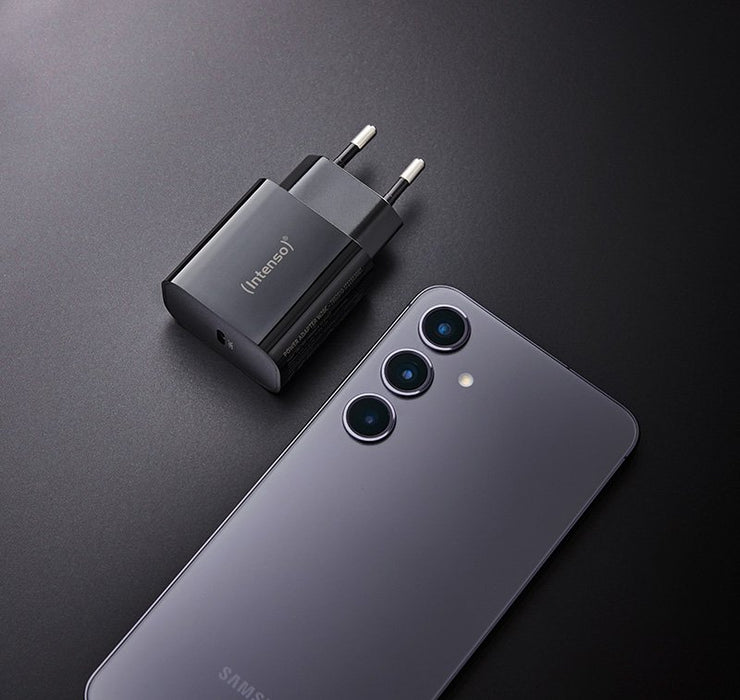 EAN 4034303035885 - Intenso 7802010 adaptador e inversor de corriente Interior 20 W Negro imagen 14