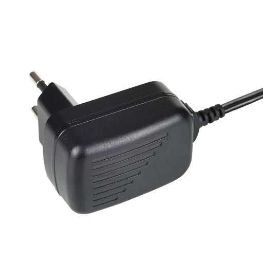 EAN 5901720136244 - Akyga AK-TB-22 adaptador e inversor de corriente Interior 10 W Negro imagen 2