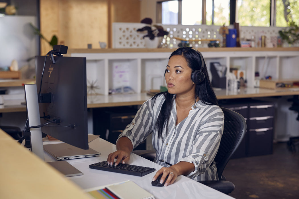 EAN 0196548516360 - HP 355 Compact Multi-Device Bluetooth Keyboard teclado Hogar Negro imagen 3