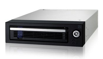 EAN 4711132868043 - Icy Dock 3.5" SATA Enclosure Negro imagen 1