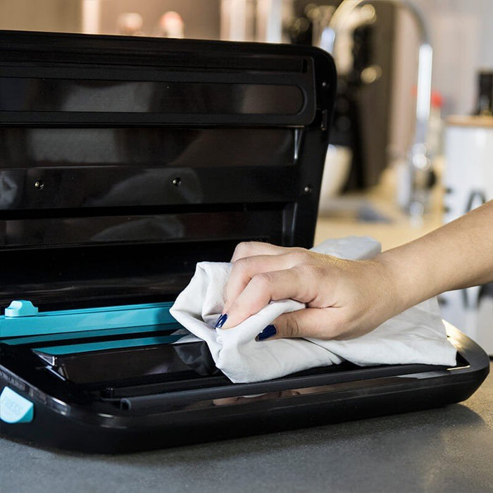 EAN 8435484040709 - Cecotec 04070 sellador al vacío 0,9 mbar Negro, Gris imagen 12