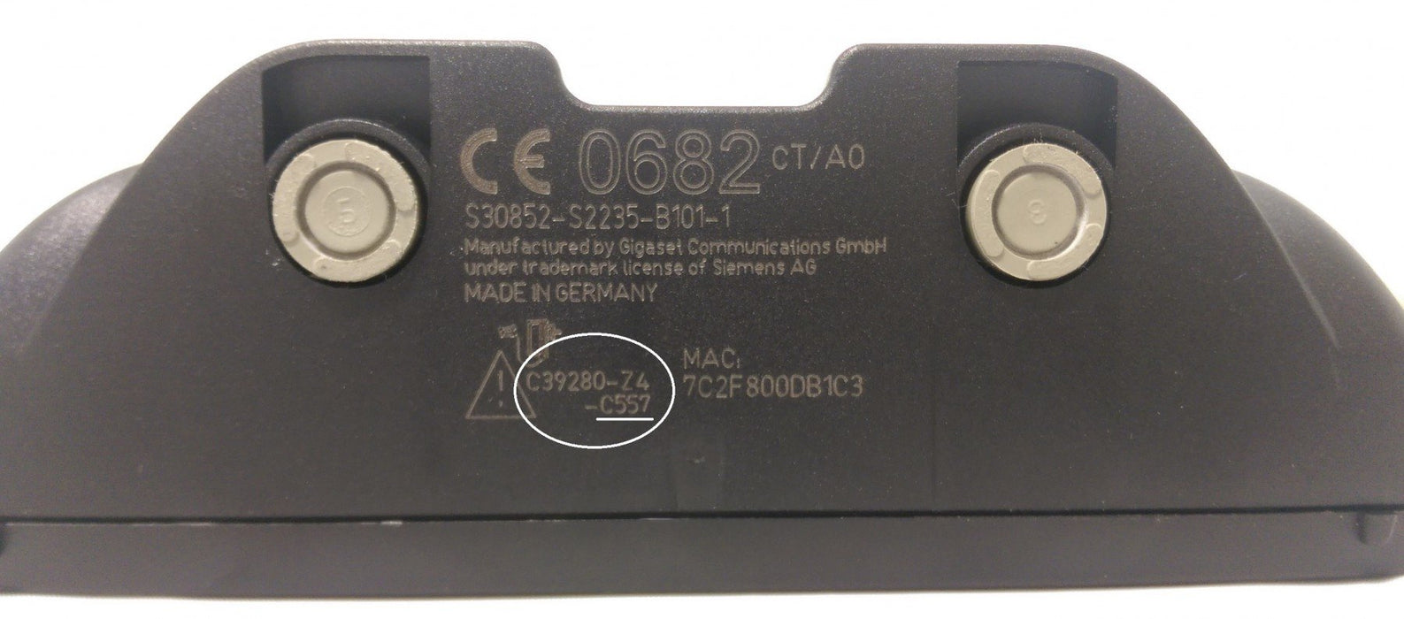 EAN 4250366832319 - Gigaset C39280-Z4-C557 cargador de dispositivo móvil Teléfono Negro Corriente alterna Interior imagen 2