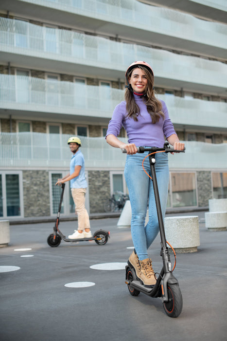 EAN 8719325845785 - Ninebot by Segway F40E Negro 25 kmh 10,2 Ah imagen 15