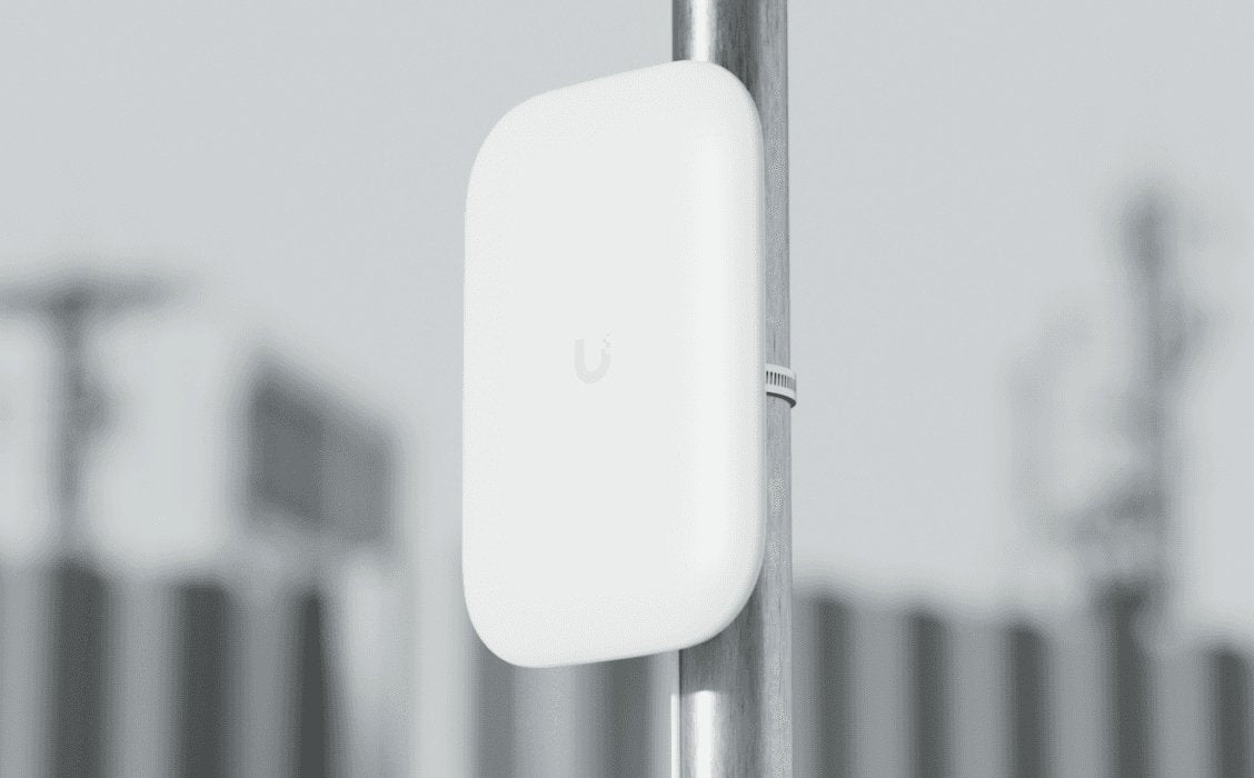 EAN 0810084694107 - Ubiquiti Panel Antenna Ultra antena para red Antena de panel 15 dBi imagen 3