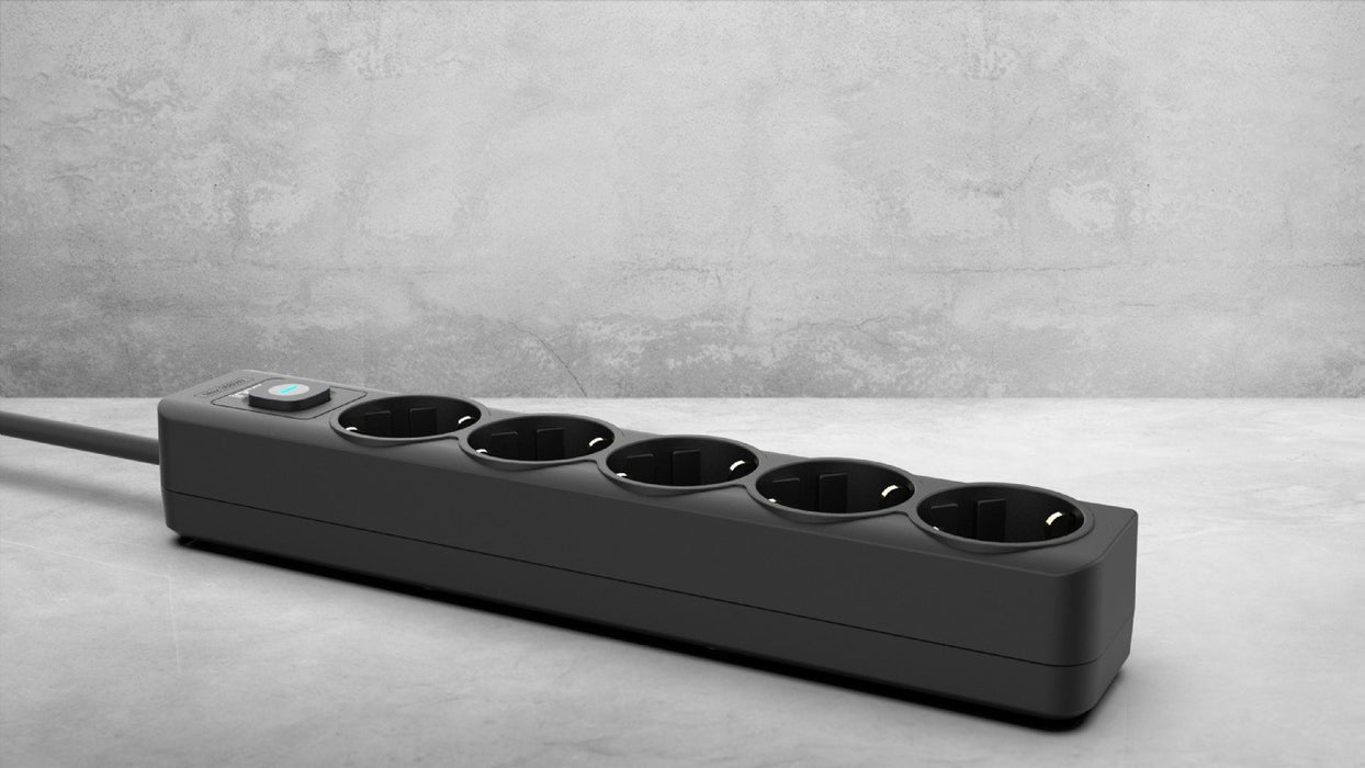 EAN 8681949014185 - Inca IPW-44SY limitador de tensión Negro 5 salidas AC 230 V 1,5 m imagen 9