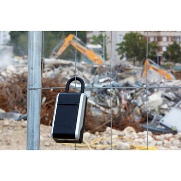 EAN 3520190945303 - MASTER LOCK 5480EURD caja portallaves y organizador Acero Negro, Gris imagen 4