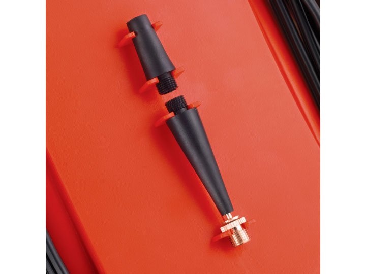 EAN 5035048269497 - Black & Decker ASI200 compresor de aire Encendedor de cigarrillos imagen 2