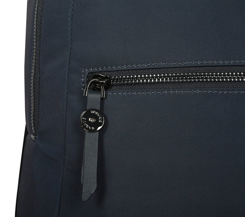 EAN 5063194002927 - Targus TBB65002GL maletines para portátil 40,6 cm (16") Mochila Azul imagen 7