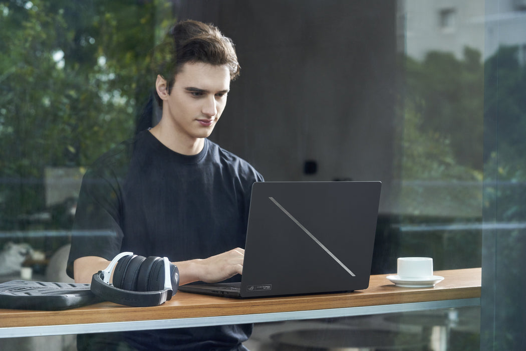 EAN 4711387899915 - ASUS ROG Zephyrus G16 GU605CX-QR113W 40,6 cm (16") LPDDR5x-SDRAM Wi-Fi 7 (802.11be) imagen 19