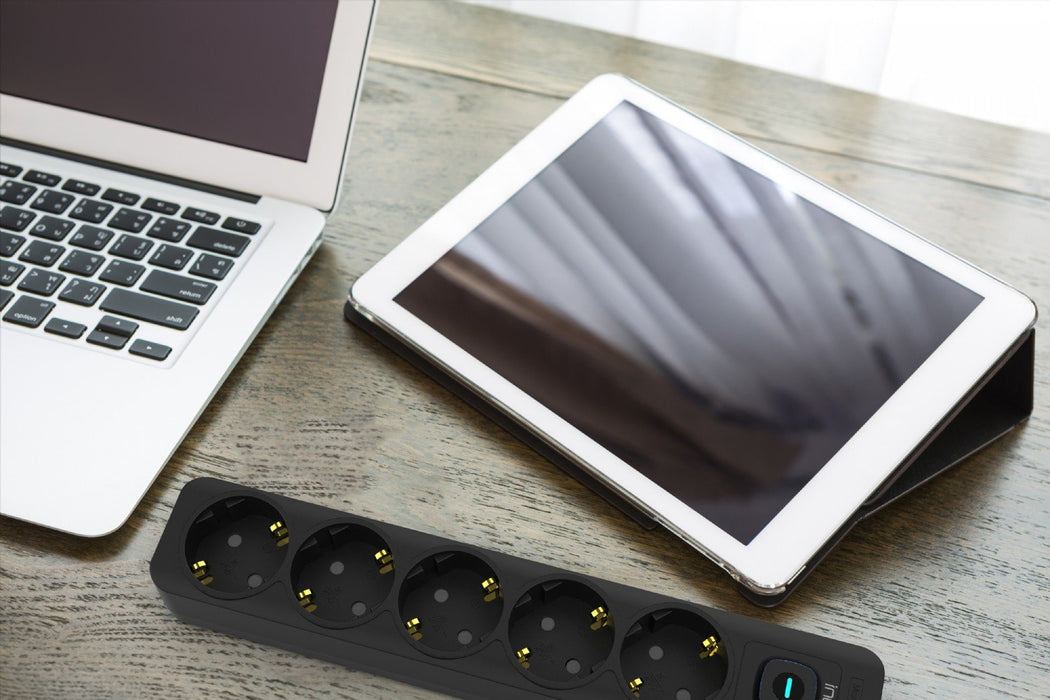 EAN 8681949014185 - Inca IPW-44SY limitador de tensión Negro 5 salidas AC 230 V 1,5 m imagen 10