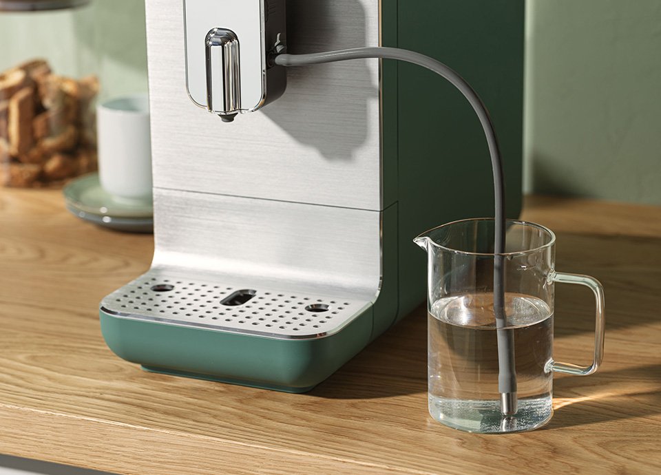 EAN 8017709335014 - Smeg BCC13EGMEU cafetera eléctrica Totalmente automática Máquina espresso 1,4 L imagen 34